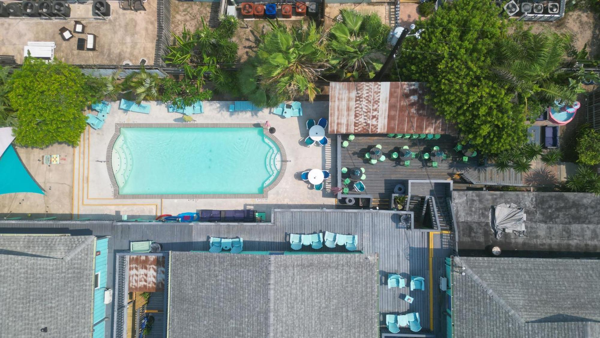 Upper Deck Hotel And Bar - Adults Only South Padre Island Buitenkant foto